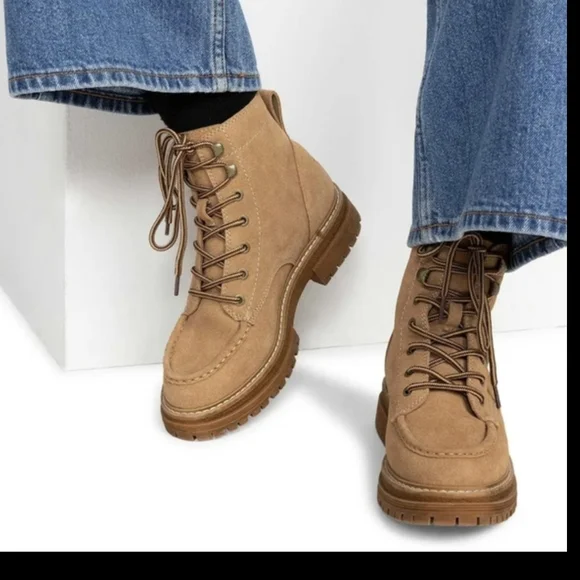 NWT Roxy Work It Boot - Picture 2 of 12